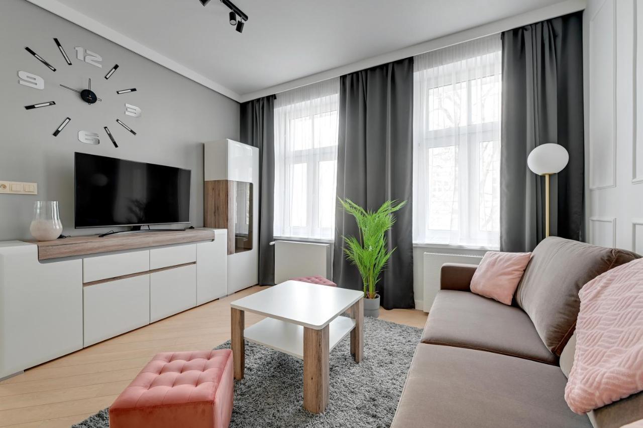 Royal Rose - Premium Beach Apartment Sopot Esterno foto