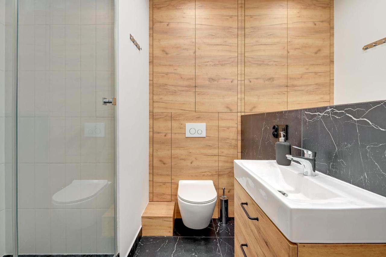 Royal Rose - Premium Beach Apartment Sopot Esterno foto